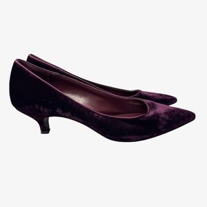 Lauren Ralph Lauren Women’s Velvet Kitten Heels Purple Pointed Toe Pumps 8.5